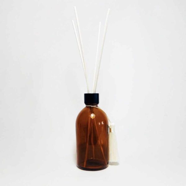 Pastel Yellow Tassel Decorate Resin Art Pieces, Candles, Reed Diffusers